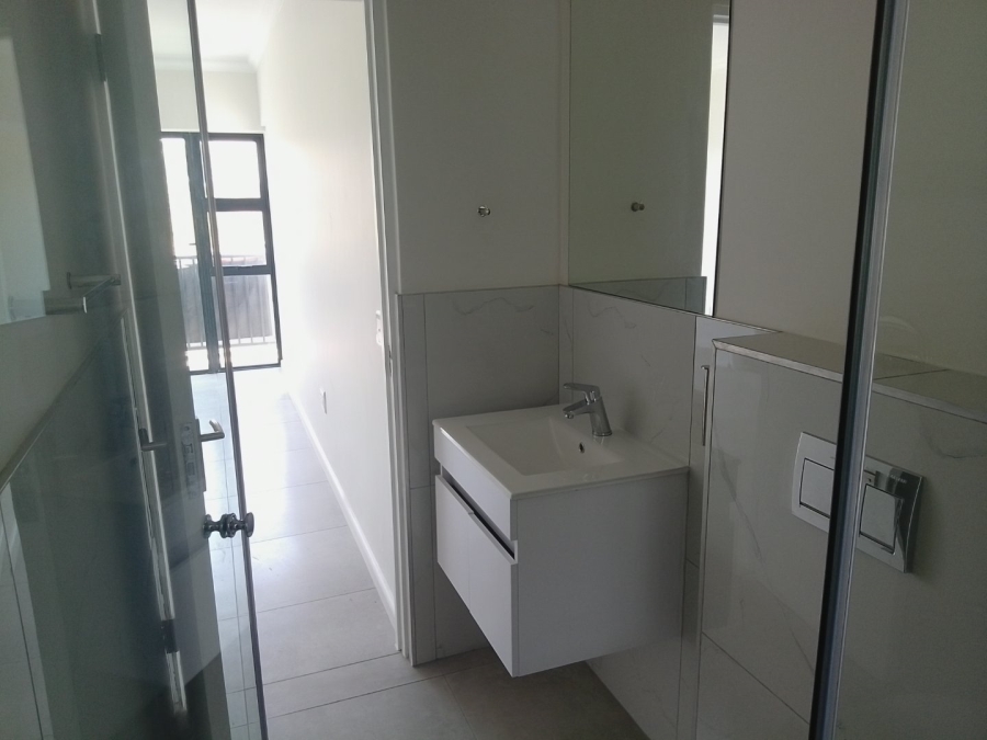 2 Bedroom Property for Sale in Flamingo Vlei Western Cape